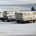 Dozen klaar voor verzending in een magazijn van een webshop